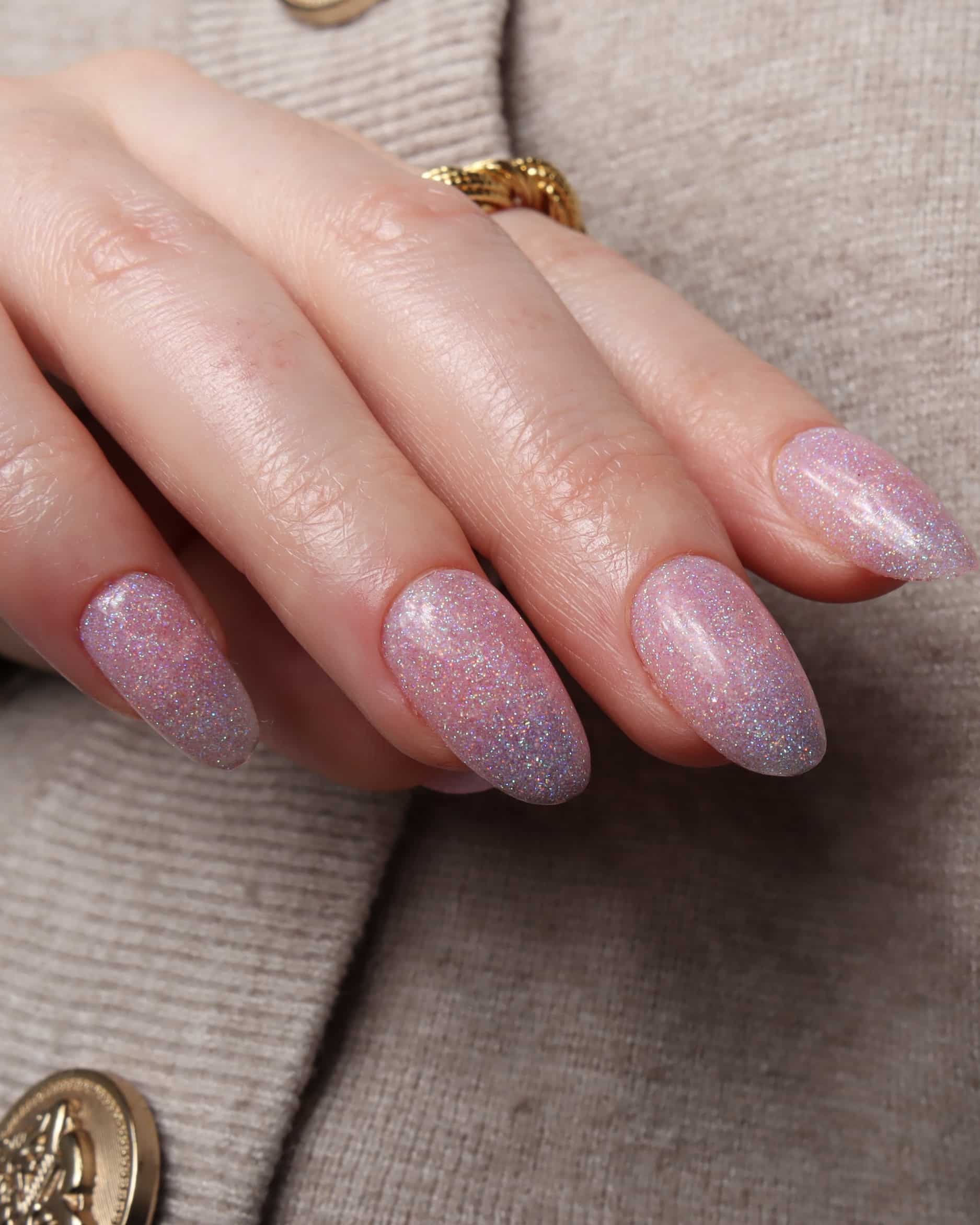 Glitter nails. Encapsulated glitter. Reusable nail extensions. 