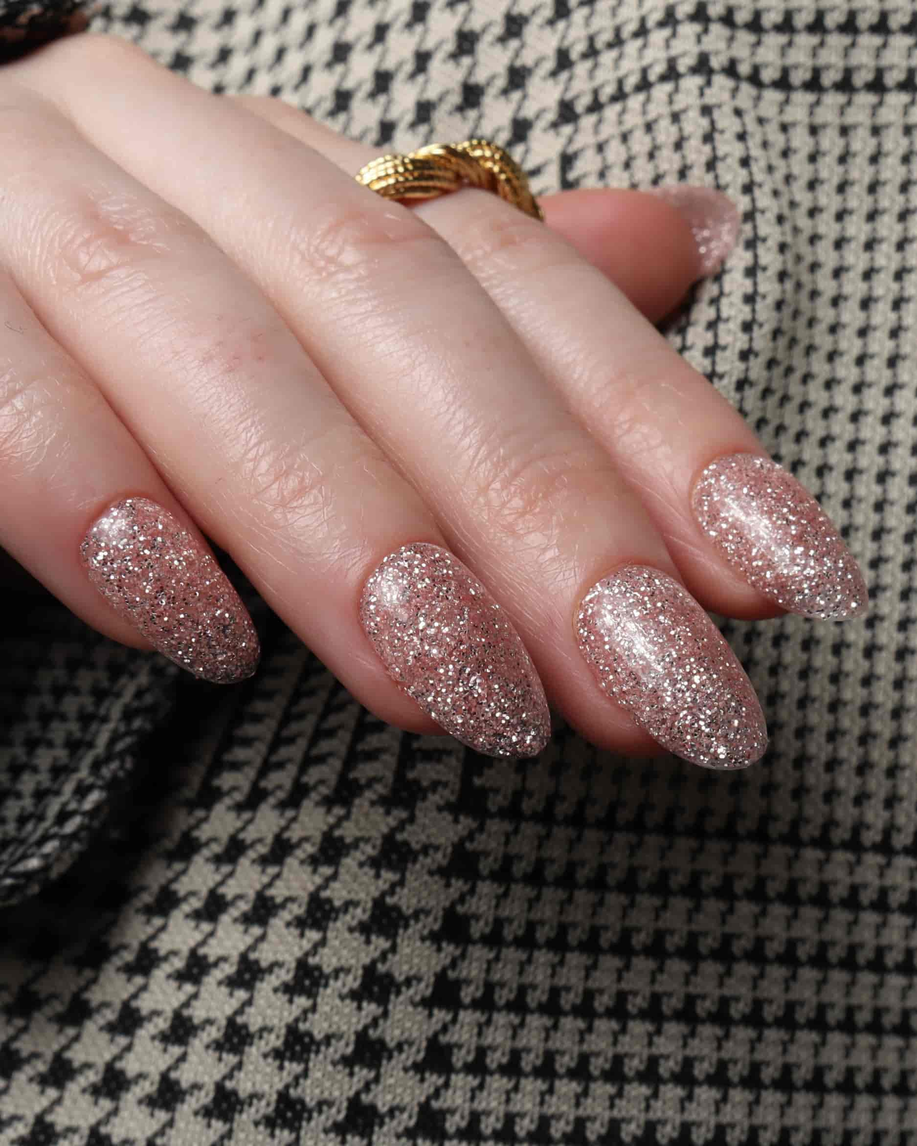 Glitter nails. Encapsulated glitter. Reusable nail extensions. 