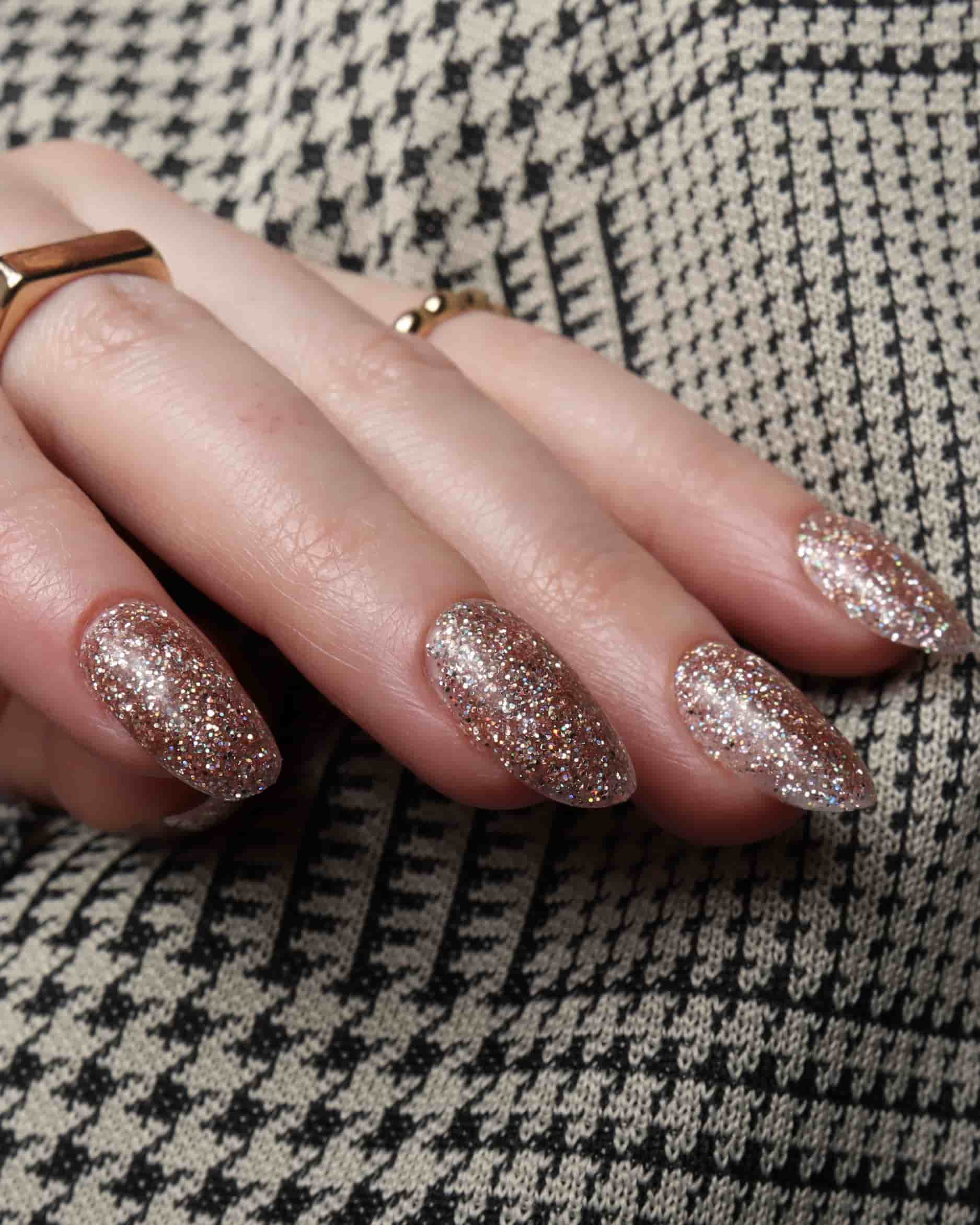 Glitter nails. Encapsulated glitter. Reusable nail extensions. 