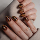 Inglass nails classic tortoiseshell nails. Tortoiseshell nail art. Fall 2025 nails. Reusable nail extensions set. 