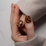 Inglass nails classic tortoiseshell nails. Tortoiseshell nail art. Fall 2025 nails. Reusable nail extensions set. 